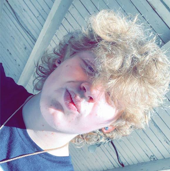 Meet your Posher, Cordon - Picture 1 of 1